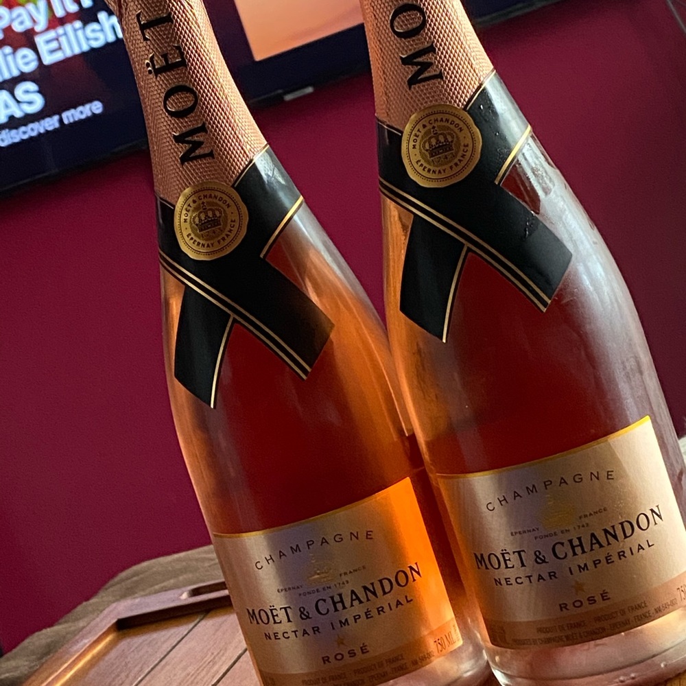 Meet your Posher, Taisha